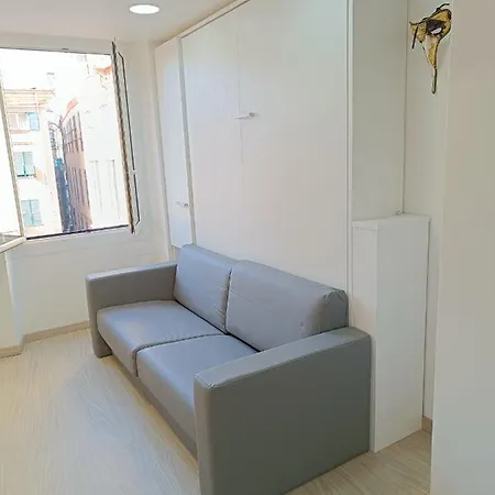 Apartament Le Maschere Di Palazzo Rosso. *