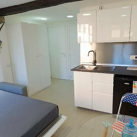Le Maschere Di Palazzo Rosso. Apartment