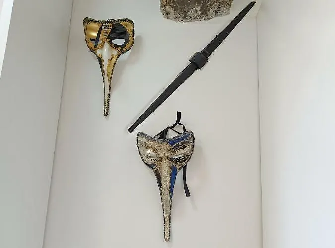 Le Maschere Di Palazzo Rosso. * 제노바