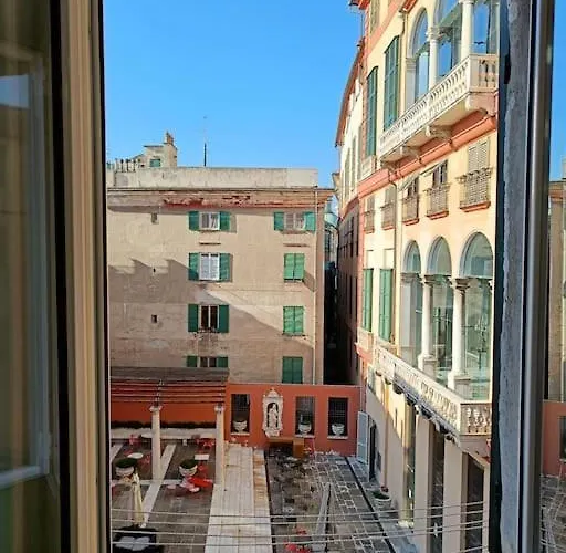 Le Maschere Di Palazzo Rosso. * 제노바